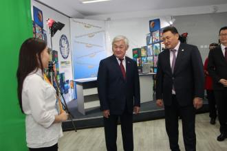 Заместитель Премьер-Министра Республики Казахстан ознакомился с работой Дворца школьников